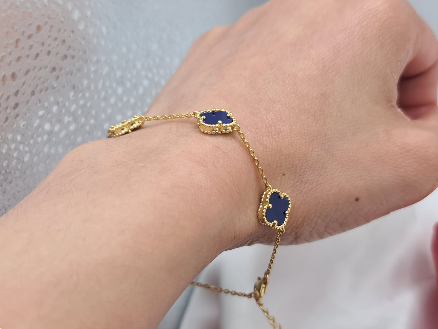 Brand New 14 carat gold on Silver Agate Clover Bracelet