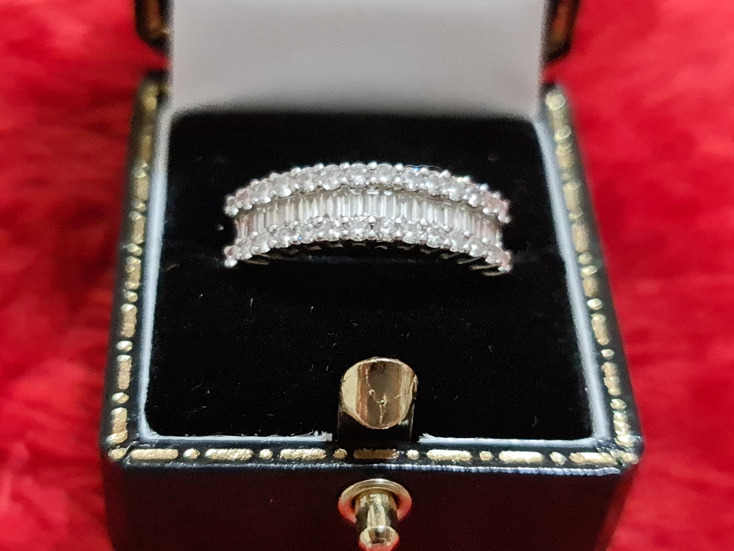 1.4 Carat Diamond Half Eternity ring  in Platinum Size M