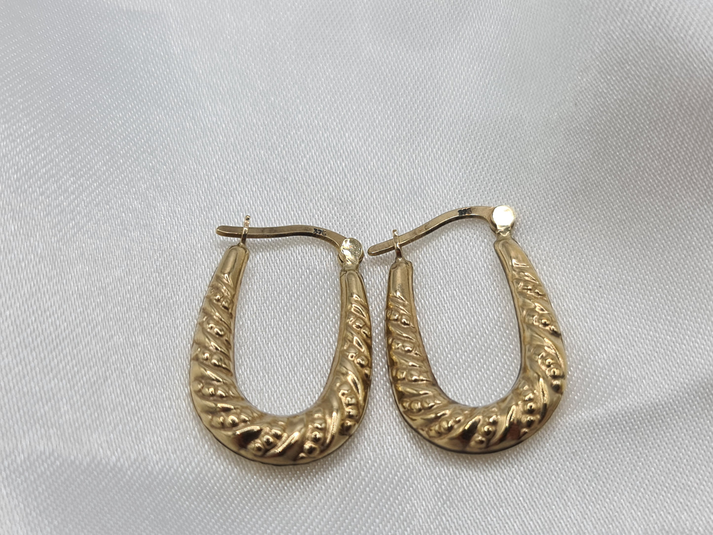 Pre-Owned 9 carat gold Creole earrings xs