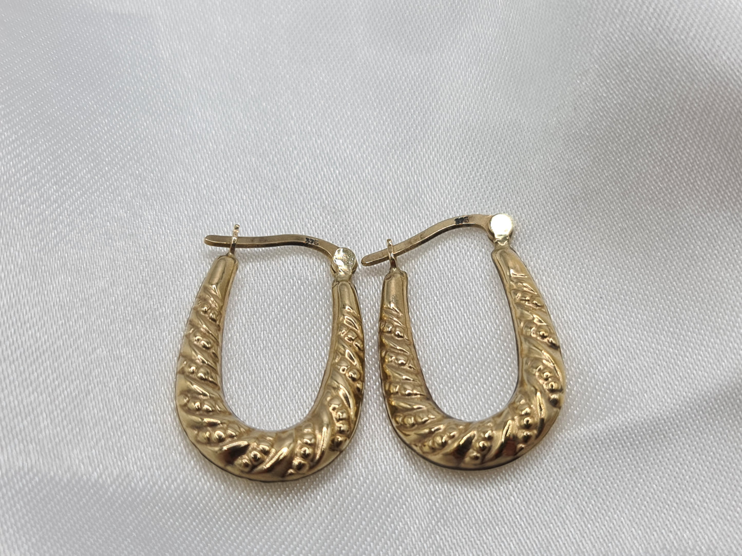 Pre-Owned 9 carat gold Creole earrings xs