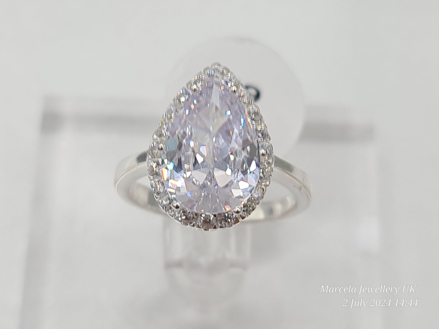 Brand New 925 Silver pear shape cluster ring