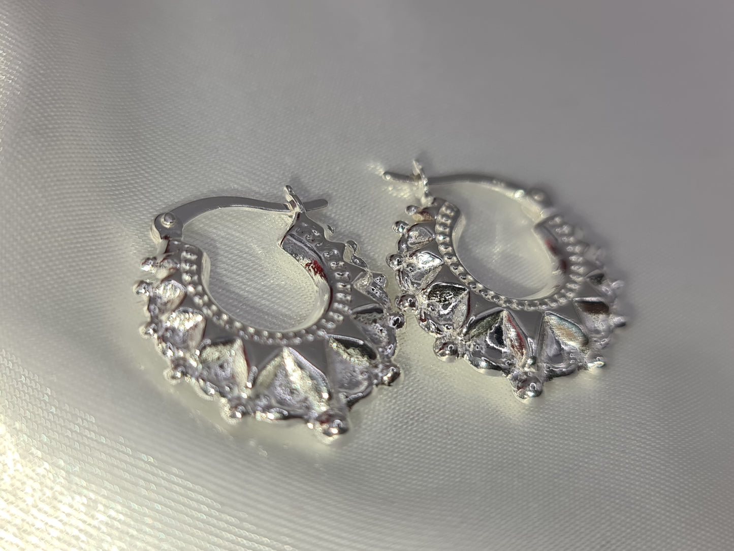 Brand New 925 silver creole earrings small