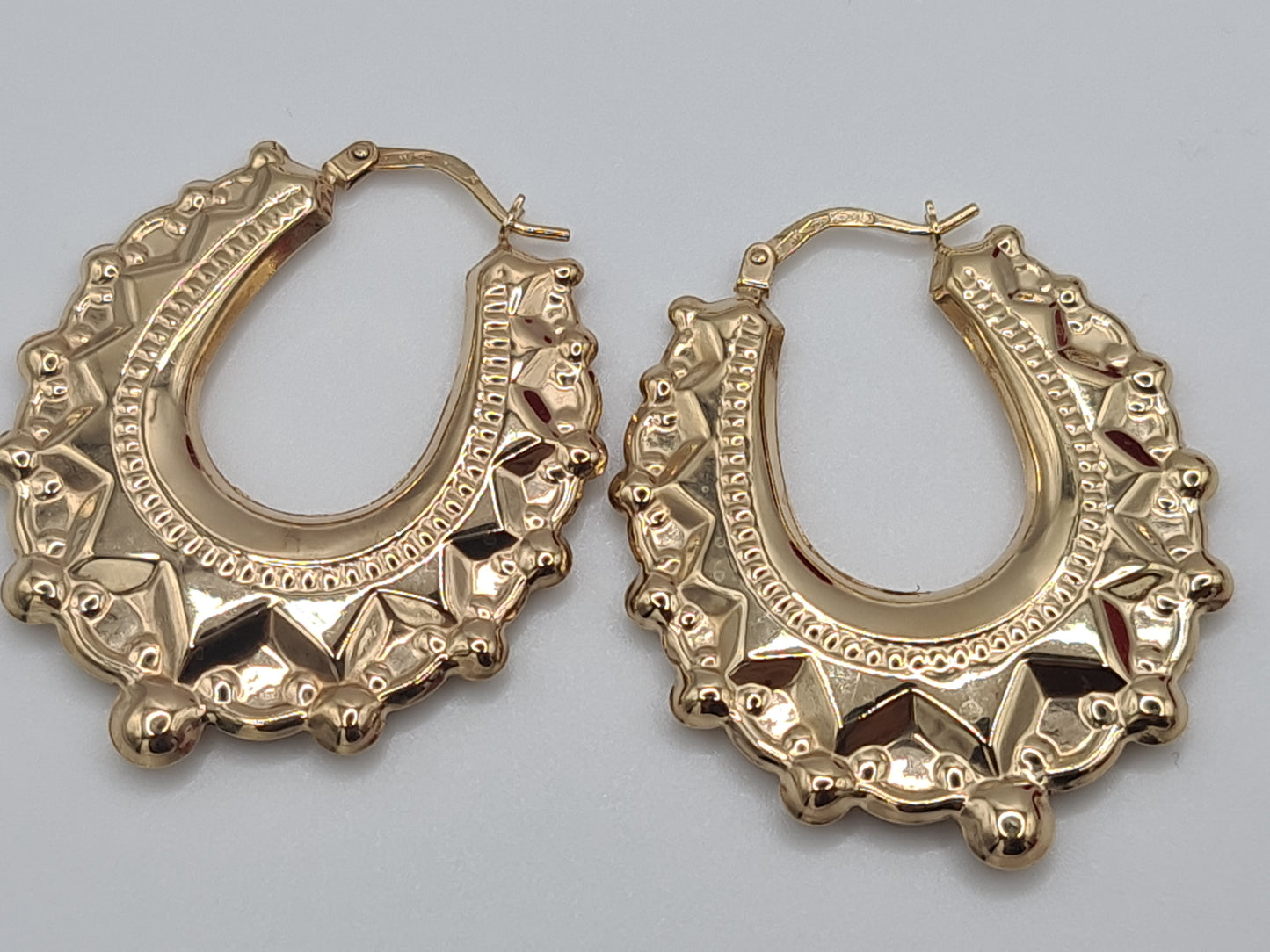 Brand new 9 carat gold Creole Ladies Earrings Gypsy Style Large 37mm