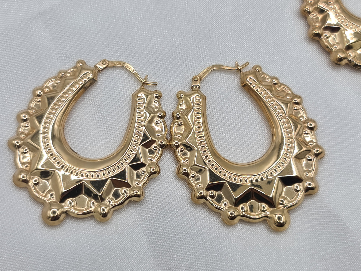 Brand new 9 carat gold Creole Ladies Earrings Gypsy Style Large 37mm