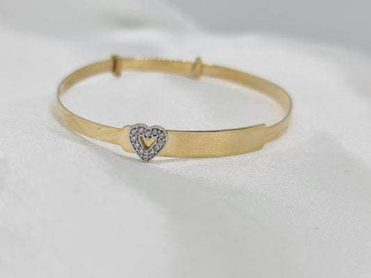 Brand new 9carat gold baby /kids expandable bangle