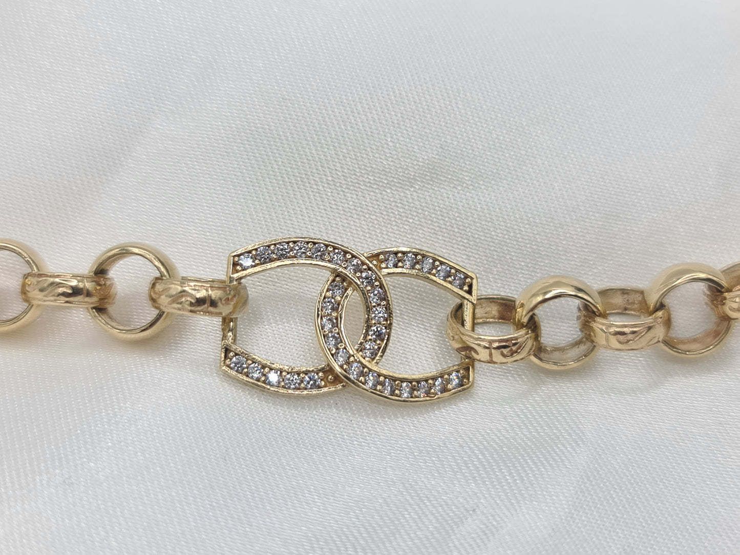 Brand New 9 carat gold Horseshoe Belcher Bracelet 6.5 inch