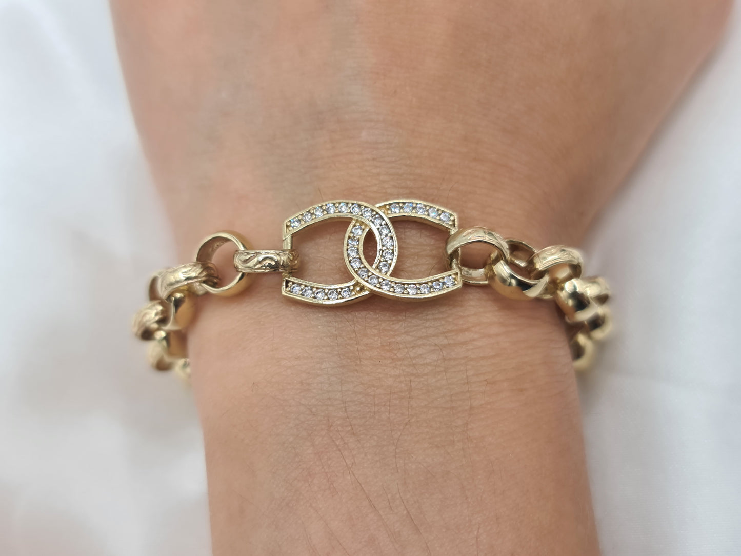 Brand New 9 carat gold Horseshoe Belcher Bracelet 6.5 inch