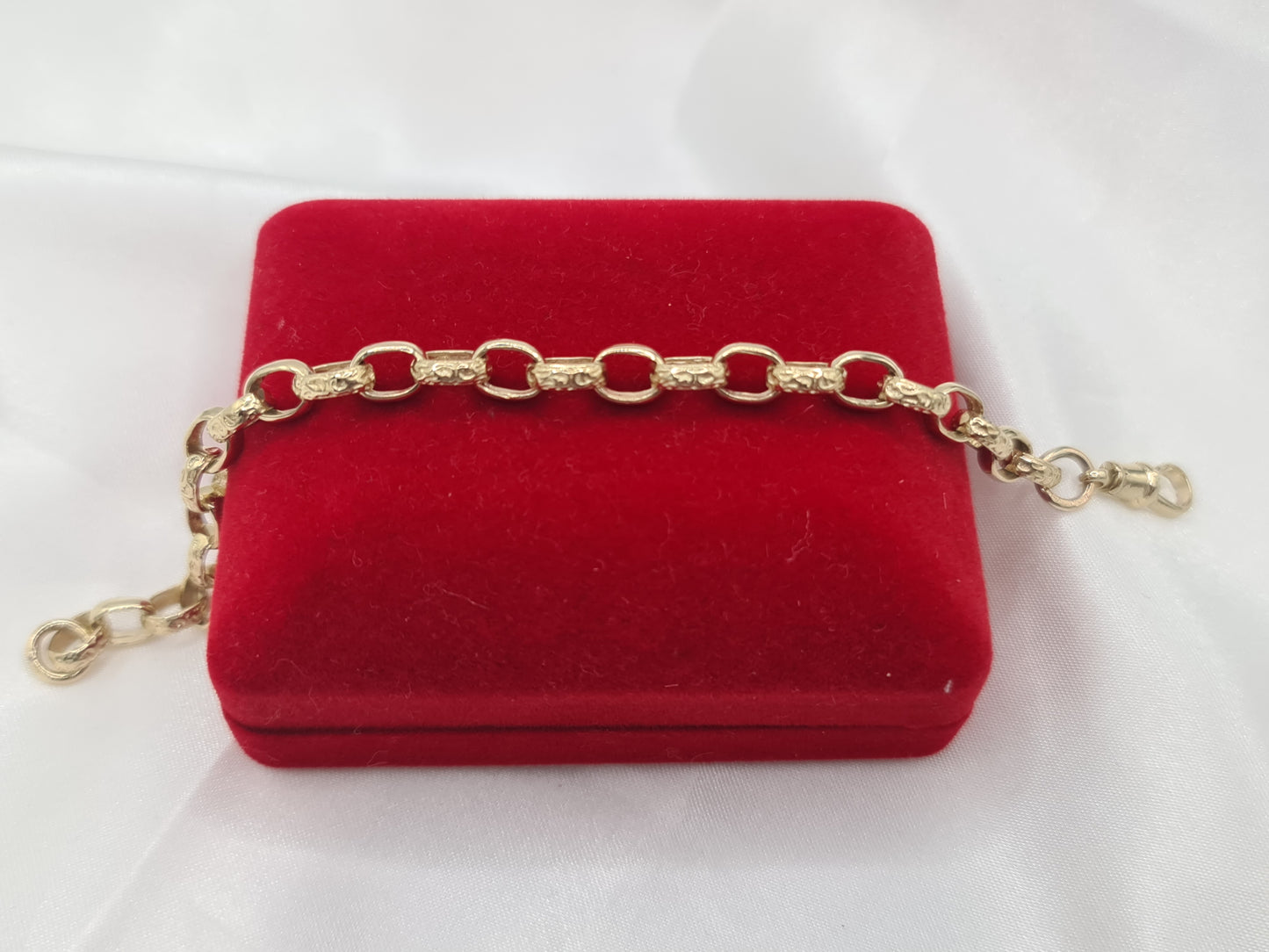 Brand New 9 carat gold Belcher bracelet 6.5 inch