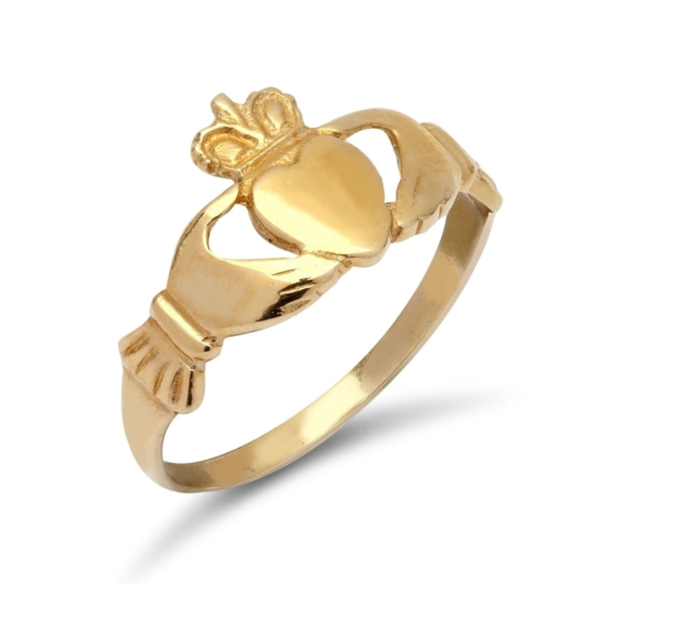 Brand new 9 carat gold Claddagh Ring